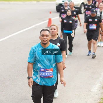 Runner Photo 3965755