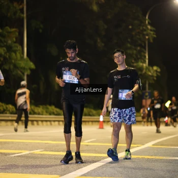 Runner Photo 3965756