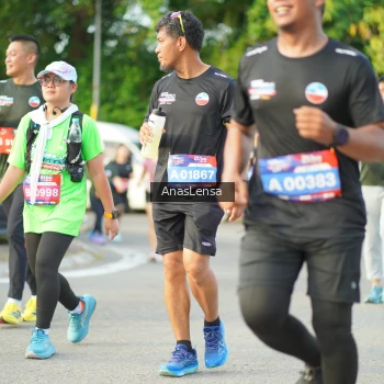 Runner Photo 3965782