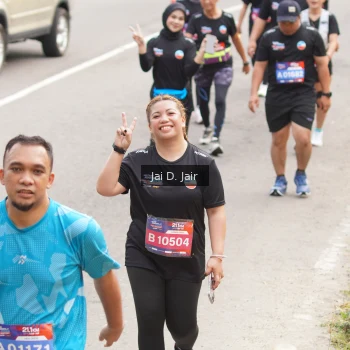 Runner Photo 3965785