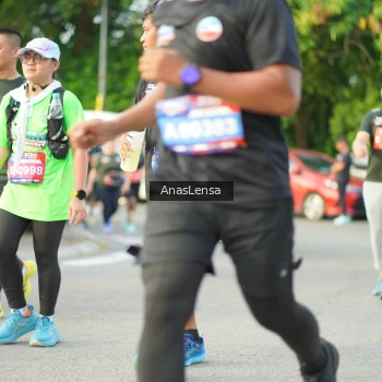 Runner Photo 3965790