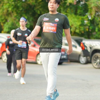 Runner Photo 3965795