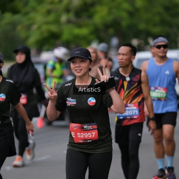 Runner Photo 3965810