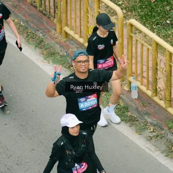 Runner Photo 3965823