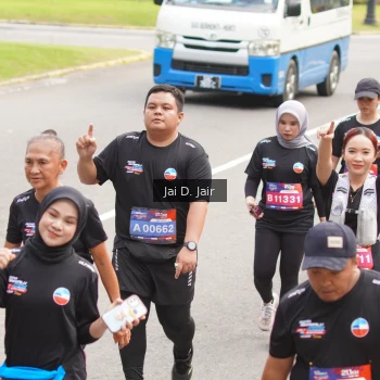 Runner Photo 3965941