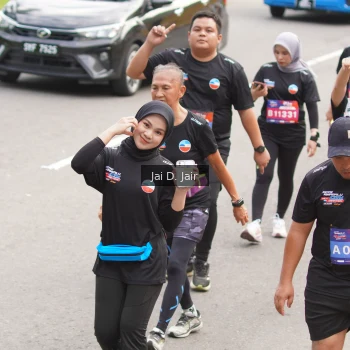 Runner Photo 3965950