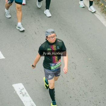 Runner Photo 3965951
