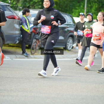 Runner Photo 3965977