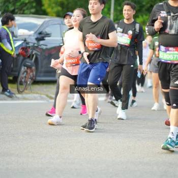 Runner Photo 3965986