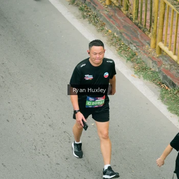 Runner Photo 3965998