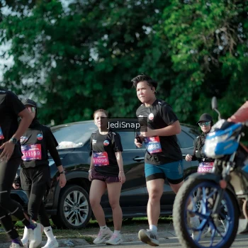 Runner Photo 3966055
