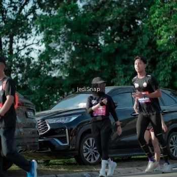 Runner Photo 3966068