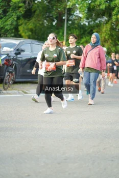 Runner Photo 3966085