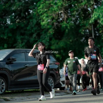 Runner Photo 3966087