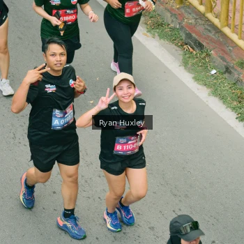 Runner Photo 3966113