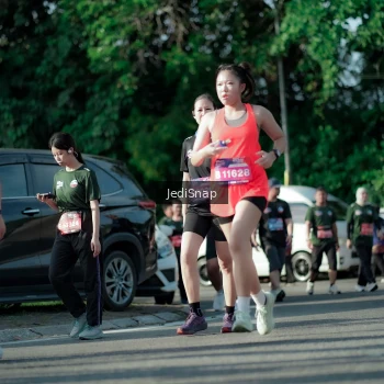 Runner Photo 3966116