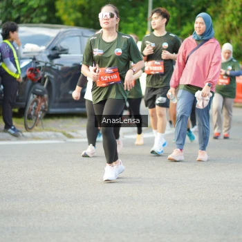 Runner Photo 3966128
