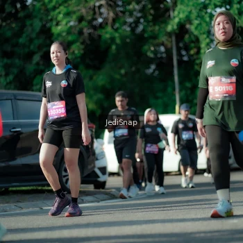 Runner Photo 3966129