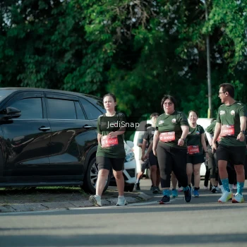 Runner Photo 3966210