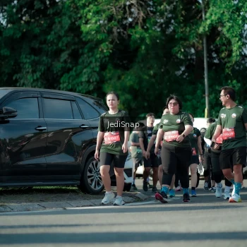 Runner Photo 3966213