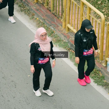 Runner Photo 3966244