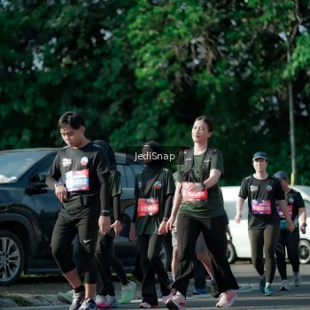 Runner Photo 3966281
