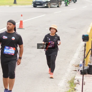 Runner Photo 3966297