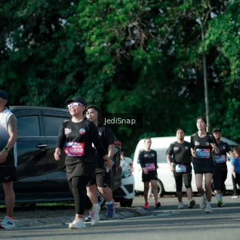 Runner Photo 3966335