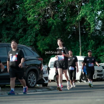 Runner Photo 3966351