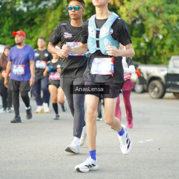 Runner Photo 3966356
