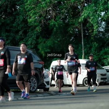 Runner Photo 3966359