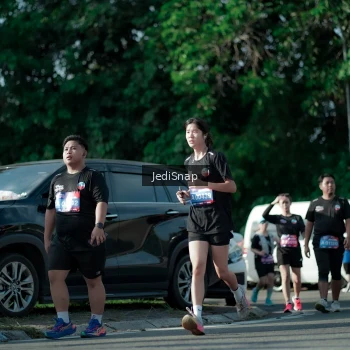 Runner Photo 3966362