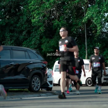Runner Photo 3966369