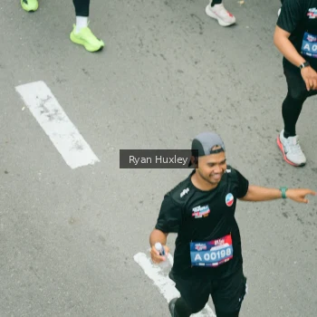Runner Photo 3966375
