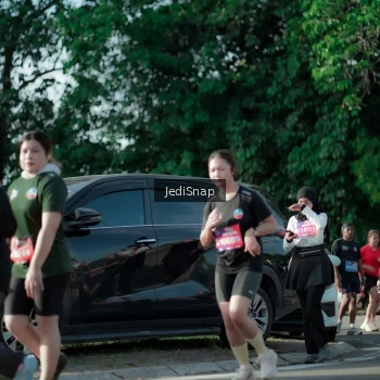 Runner Photo 3966410