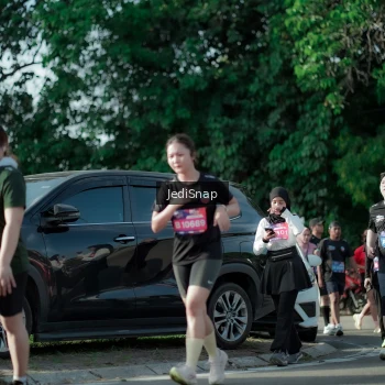 Runner Photo 3966417
