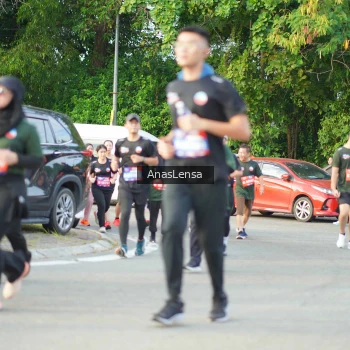 Runner Photo 3966471