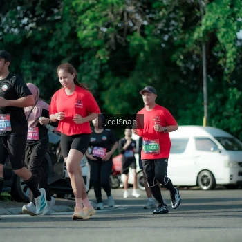 Runner Photo 3966478