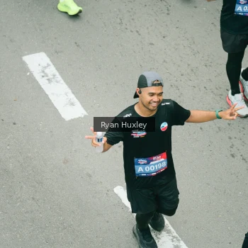 Runner Photo 3966481