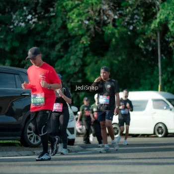 Runner Photo 3966485