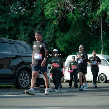 Runner Photo 3966486