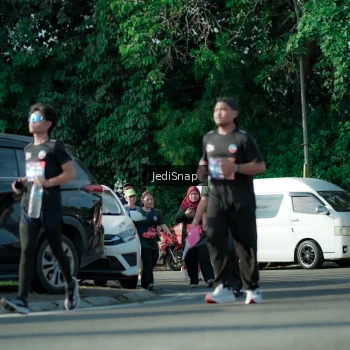 Runner Photo 3966506