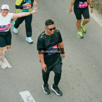 Runner Photo 3966524