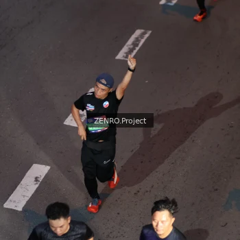 Runner Photo 3966529