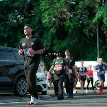 Runner Photo 3966531