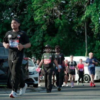 Runner Photo 3966542