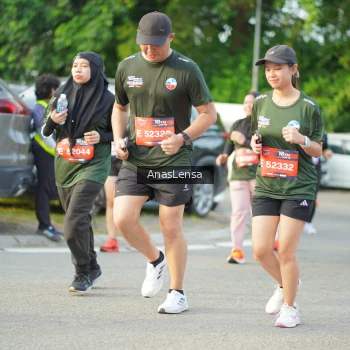 Runner Photo 3966550