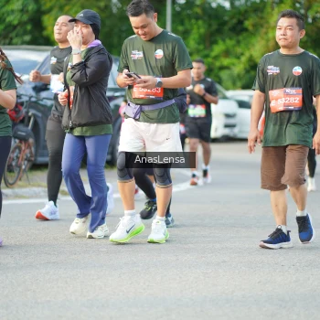 Runner Photo 3966573