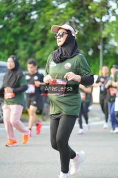 Runner Photo 3966574