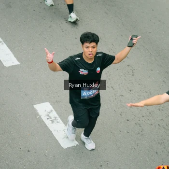 Runner Photo 3966597